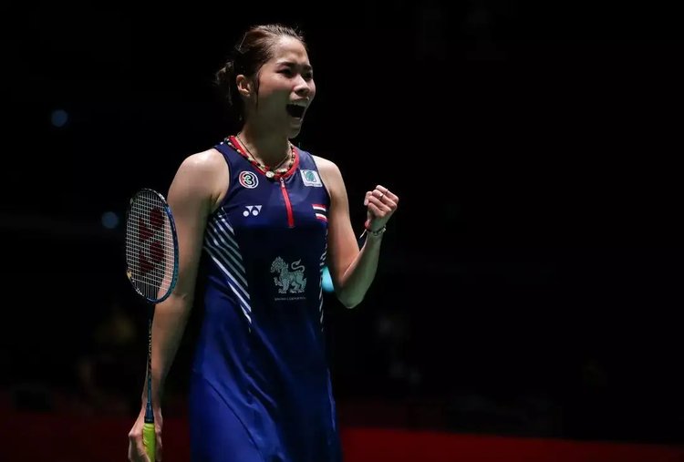 拜仁慕尼黑客场大胜勒沃库森