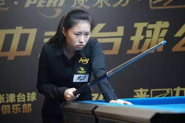 篮球勇士官方宣布签下新秀后卫