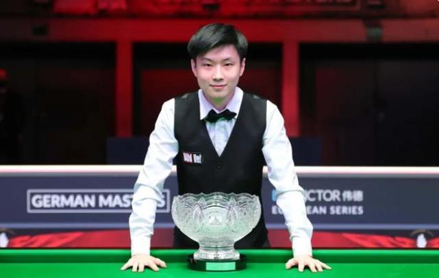 快船总裁弗兰克揽责：我为快船的糟糕战绩承担责任，没人责怪保罗