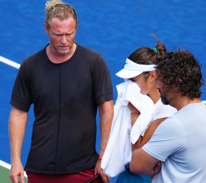 以及社交媒 以及社交媒